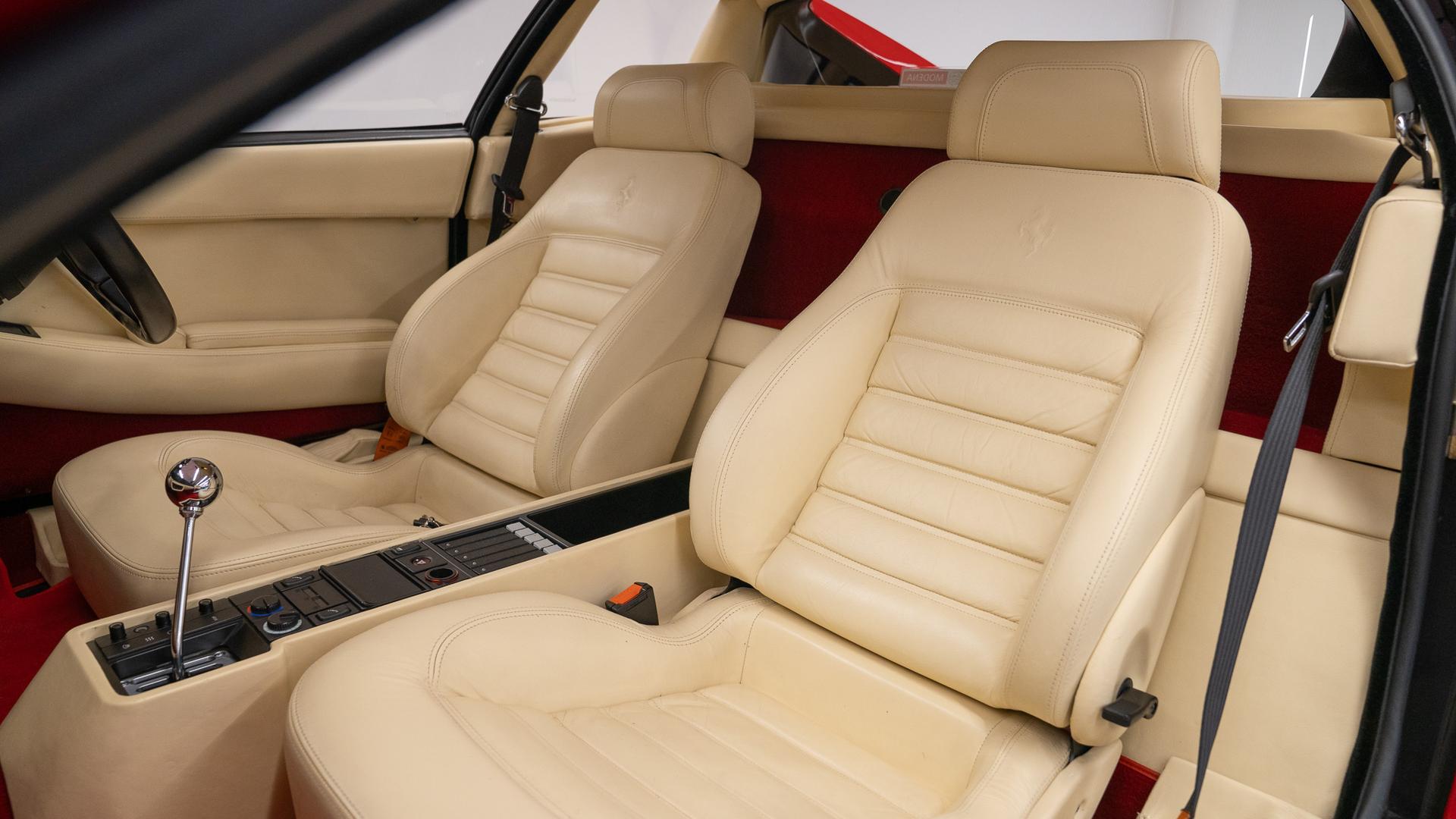 Ferrari 512 TR Photo 6d35120a-8bf5-41dc-9978-f47dadd4d4b0.jpg
