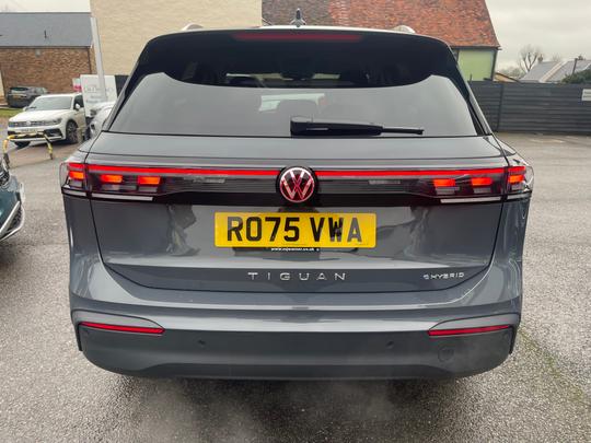 Volkswagen Tiguan Photo 6d3c6858-8074-408a-984c-7a1aef889ceb.jpg