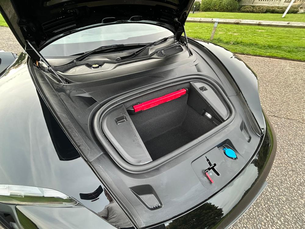 Used Porsche Taycan LX73PZU 25
