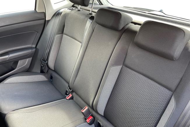 VOLKSWAGEN Polo Photo 11