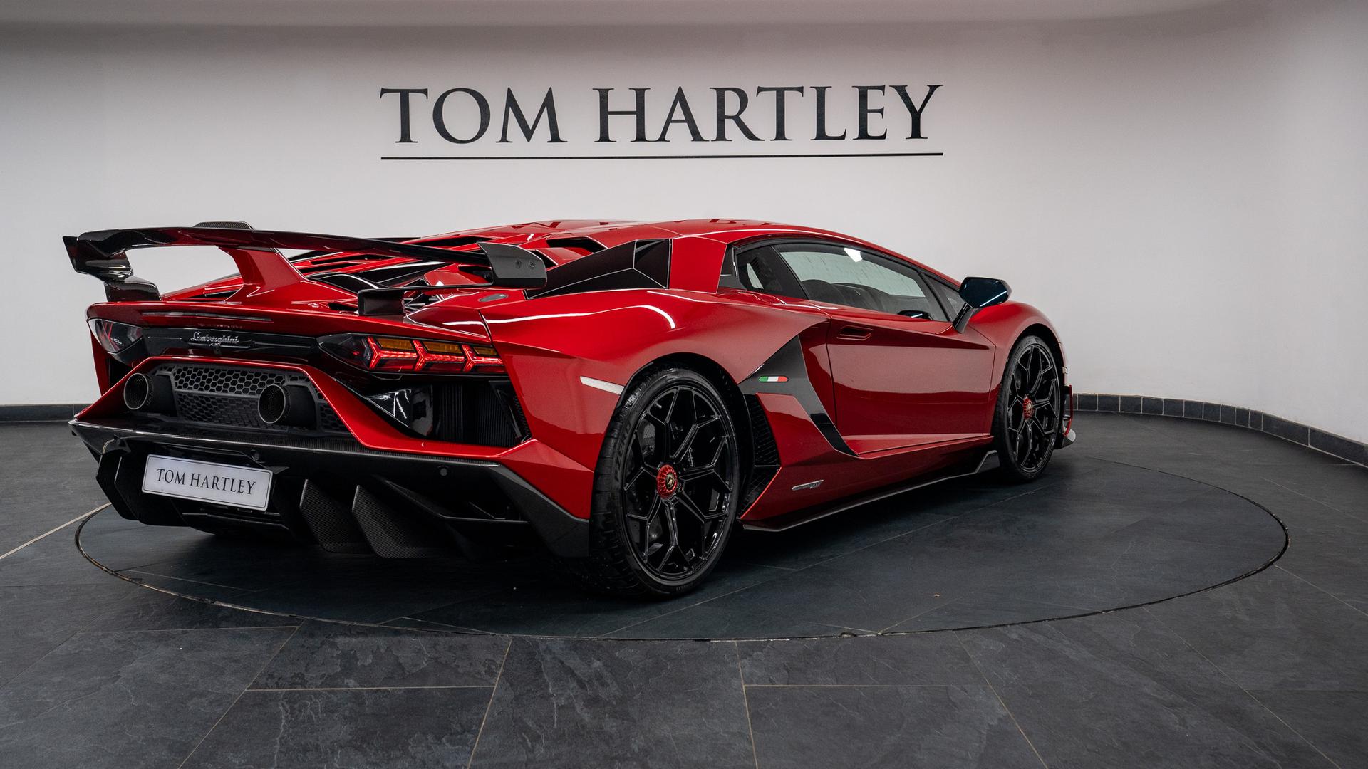 LAMBORGHINI Aventador Photo 6d710acf-045e-44c5-815a-95cc01f21635.jpg