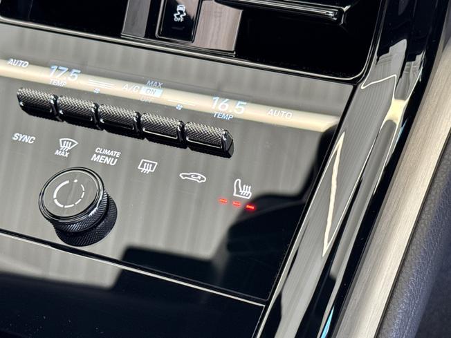 PORSCHE Panamera Photo 57
