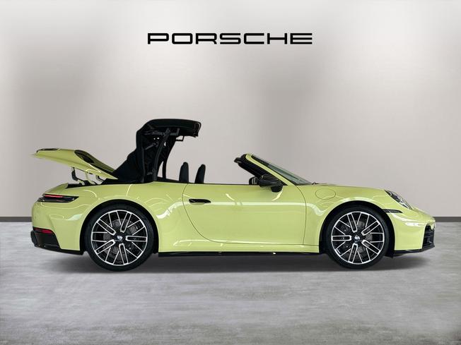 PORSCHE 911 Photo 15