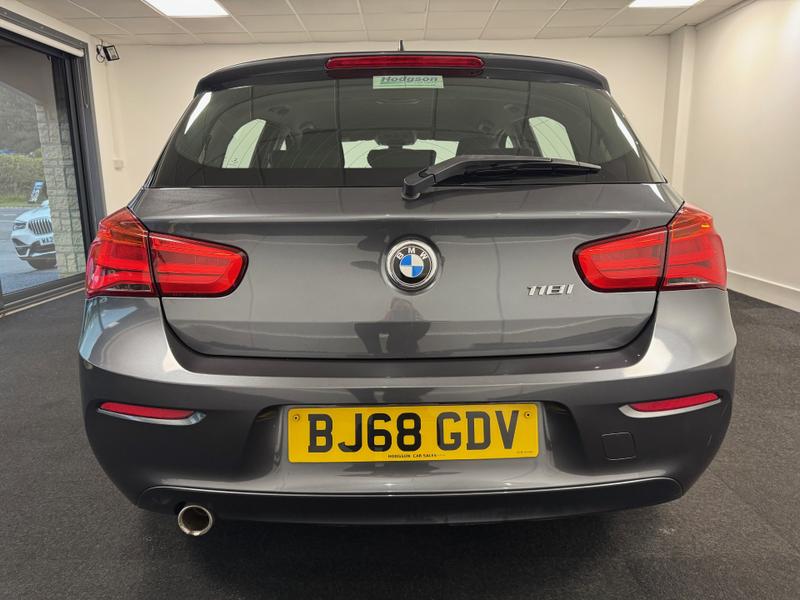 BMW 1 Series Photo 6daed979-8497-4e46-9c8f-c03e012c31b4.jpg