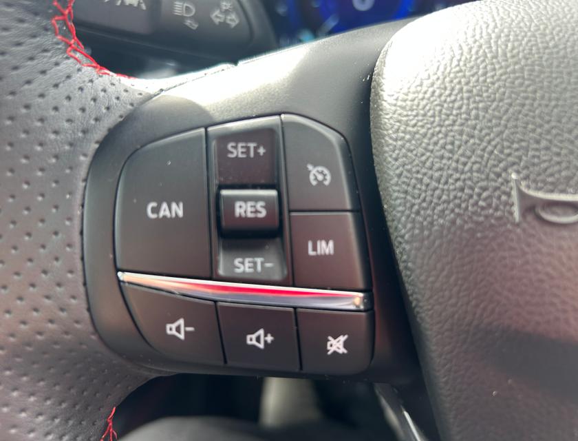 Ford Focus Photo 6dc25012-bb24-4fd8-8ace-103d17d3430d.jpg