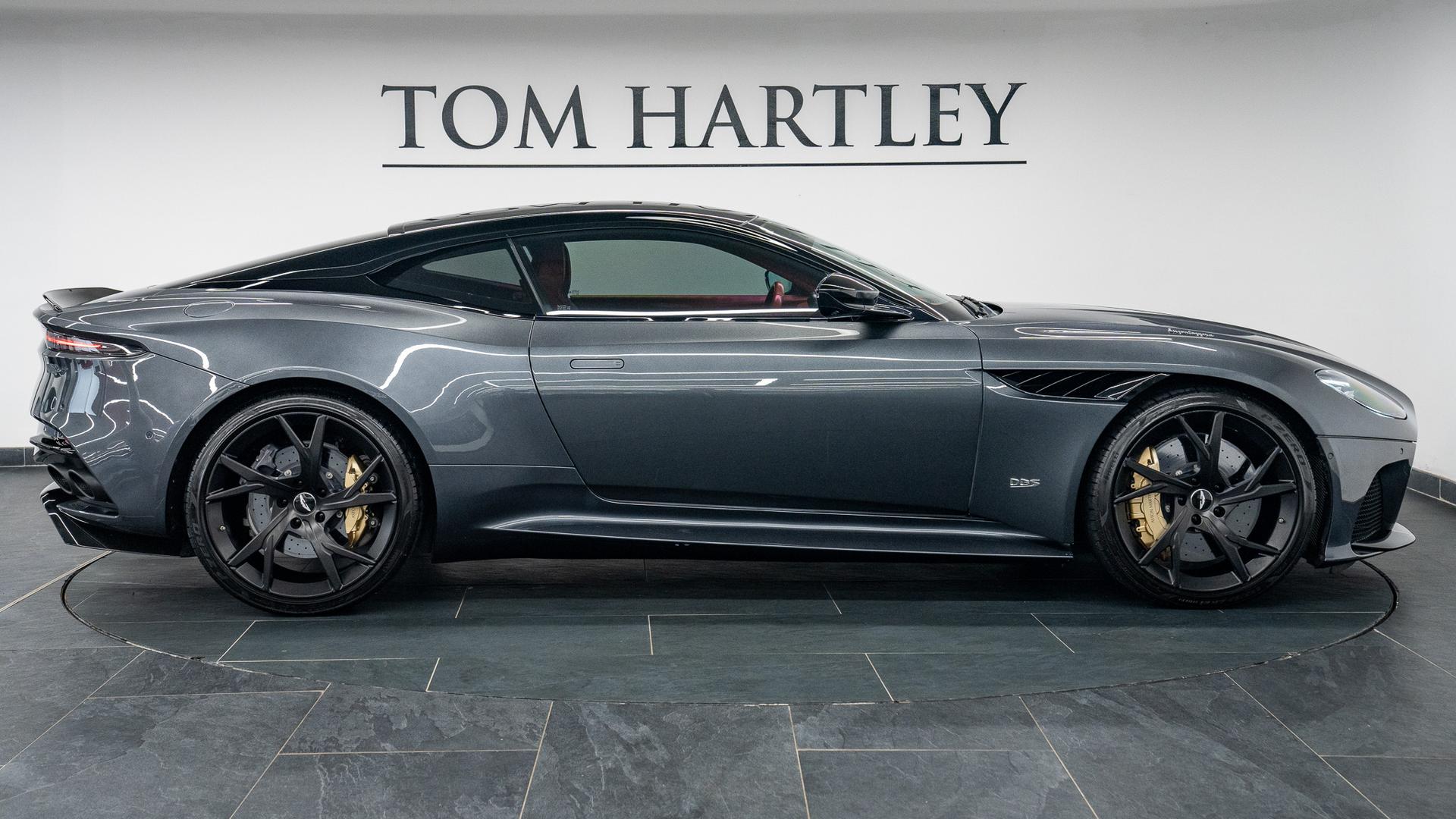 Aston Martin DBS Photo 6dc457a4-5930-4fe0-9bd0-94f1e8129e4d.jpg