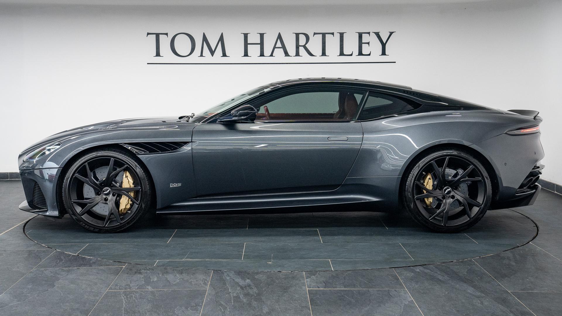 Aston Martin DBS Photo 6dc638e6-2985-4ae7-967a-8e117db395ef.jpg