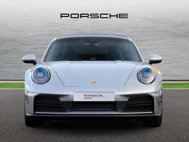 PORSCHE 911 Photo 6