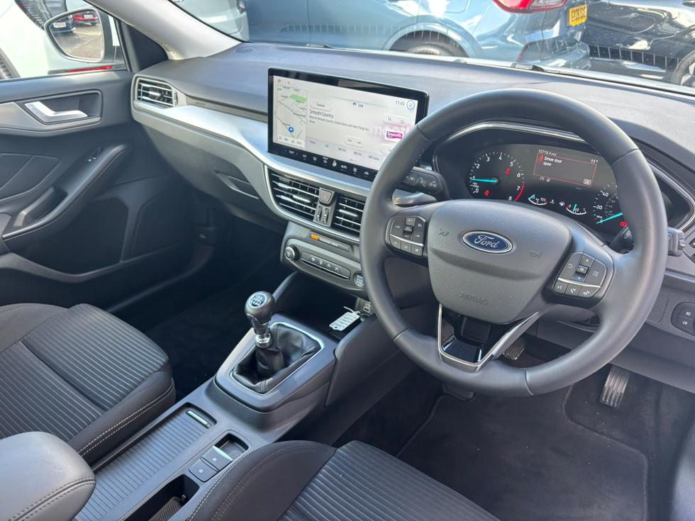 Ford Focus Photo 6ddb12e5-c079-4e30-bd0b-4be7684e5e1f.jpeg