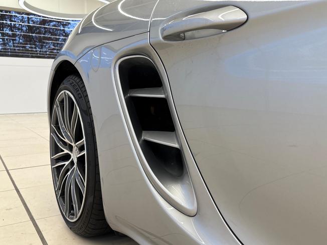 PORSCHE 718 Boxster Photo 61