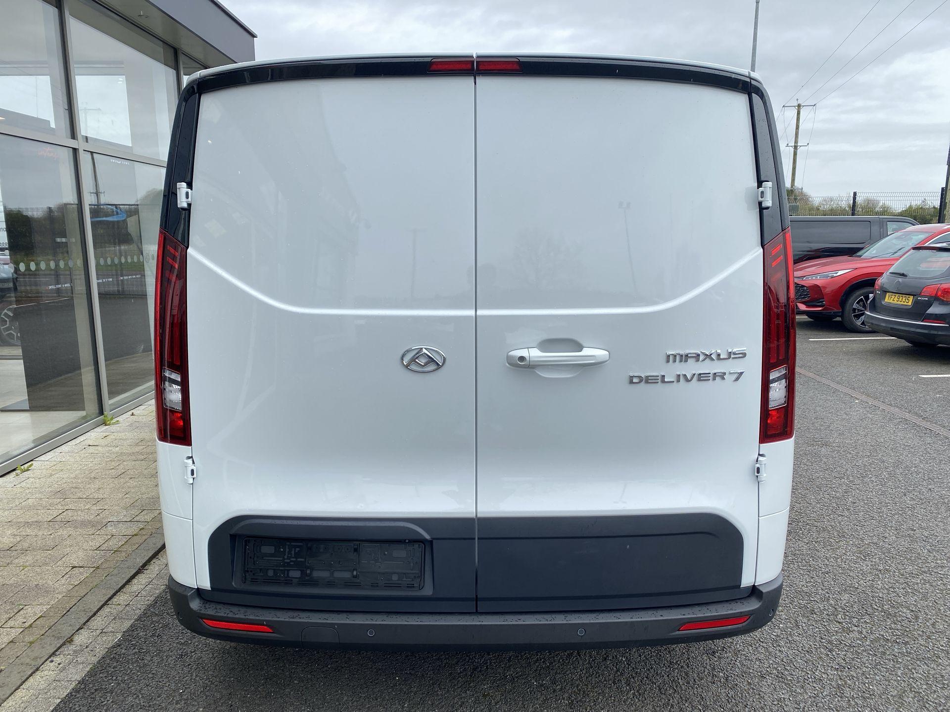 2026 MAXUS DELIVER 7 L2 FWD 2.0 D20 H1 150 - vehicle photo 6 for sale on PureCar