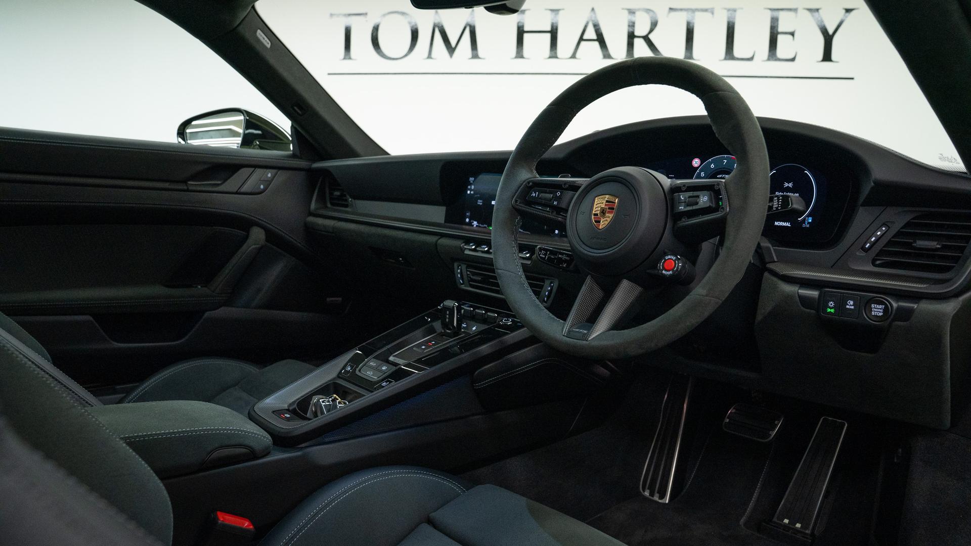Porsche 911 (992.2) Photo 6e06159d-1f7d-466e-95af-7d149cdad5de.jpg