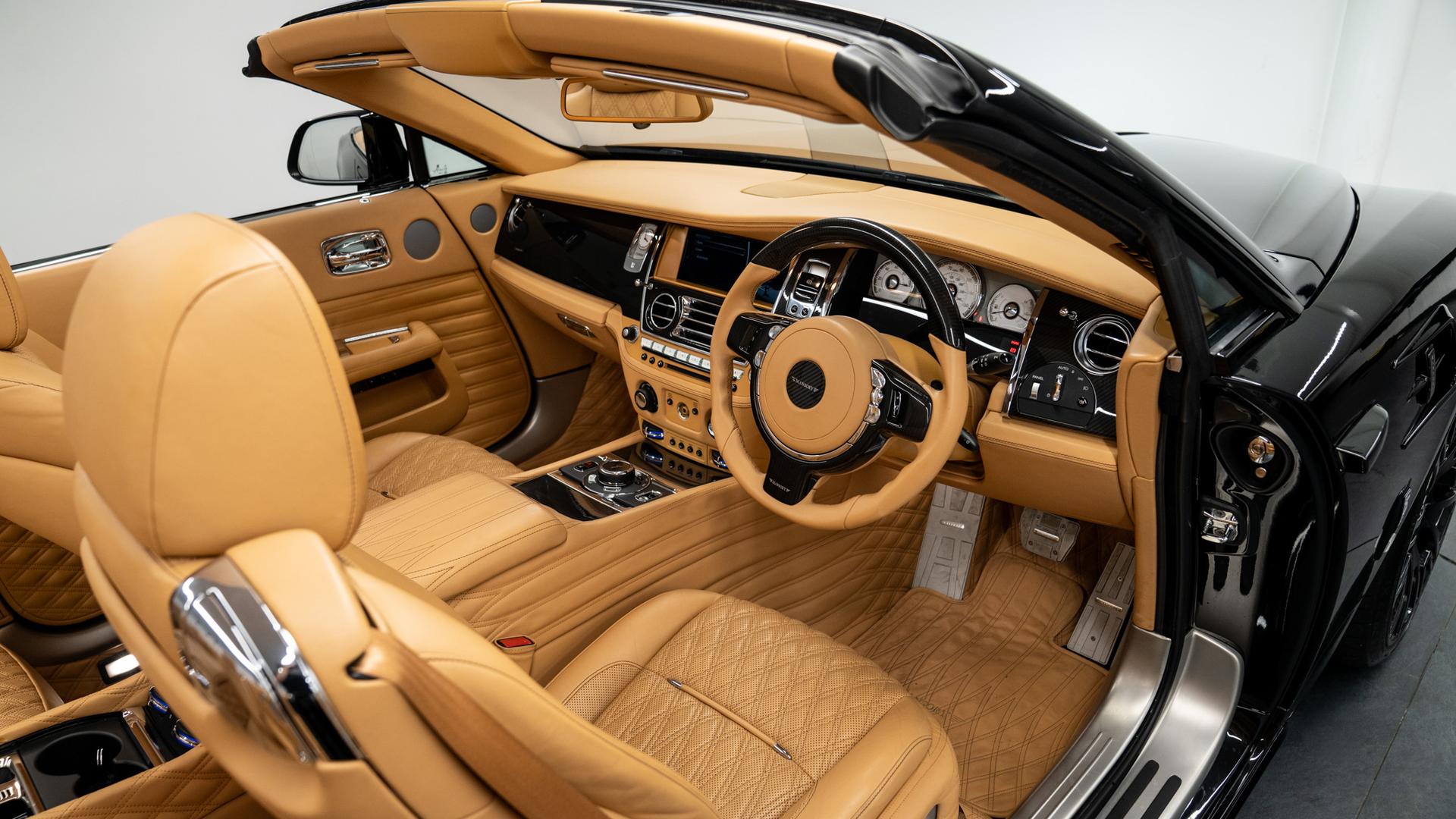 Rolls-Royce Dawn Photo 6e152161-36dd-4a6b-8773-020353f1fa9b.jpg