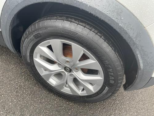Renault Captur Photo 6e282b66-3580-4e5c-8957-db196a3cf083.jpeg