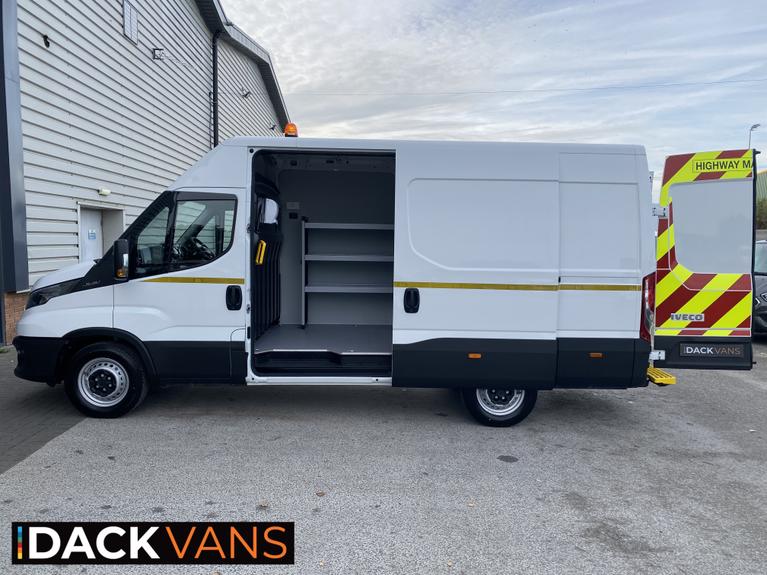 Iveco Daily 35S14 Utility, Civils, Workshop, Onboard Power, hand Wash, Air-Con, 3.5 ton towing, 7 ton Train weight