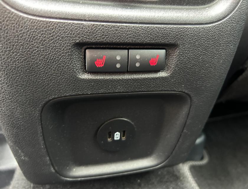 Ford Kuga Photo 6e35bcd7-5e13-4348-b4a1-4c76adc4d954.jpg
