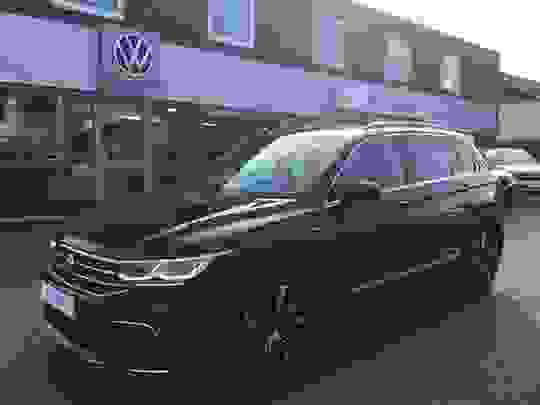 Volkswagen TIGUAN Photo 6e3d698a-1b9d-4de0-aeda-f02e1fd76779.jpg