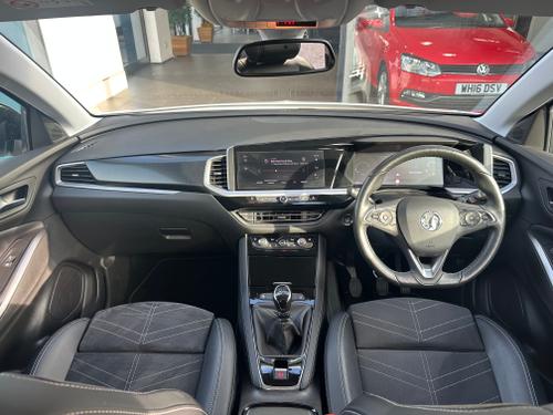 Vauxhall Grandland Photo 6e3f7d14-2ff5-48ce-9336-a769605102b2.jpeg