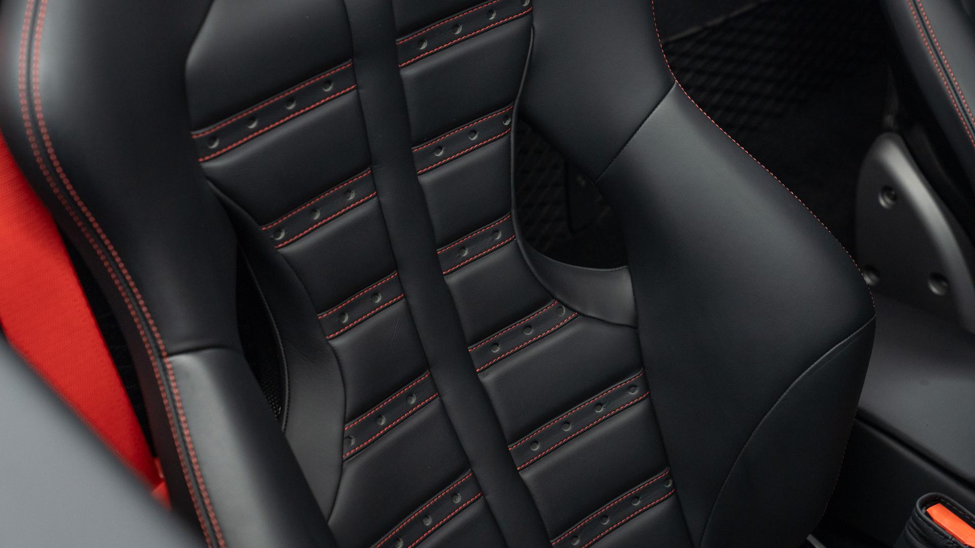Ferrari 488 Photo 6e4628d1-f6bc-41ea-883e-f579c8c3bcbd.jpg