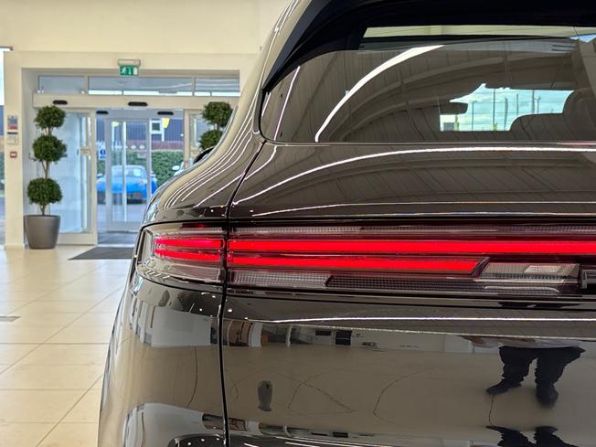PORSCHE Cayenne Photo 23