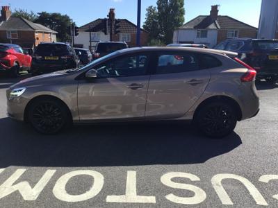 Volvo V40 Photo 6