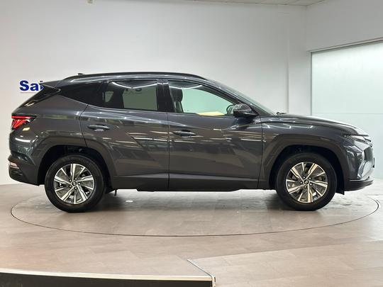 Hyundai TUCSON Photo 6e5d66ba-c6a0-4e90-bac1-327527f4338a.jpg