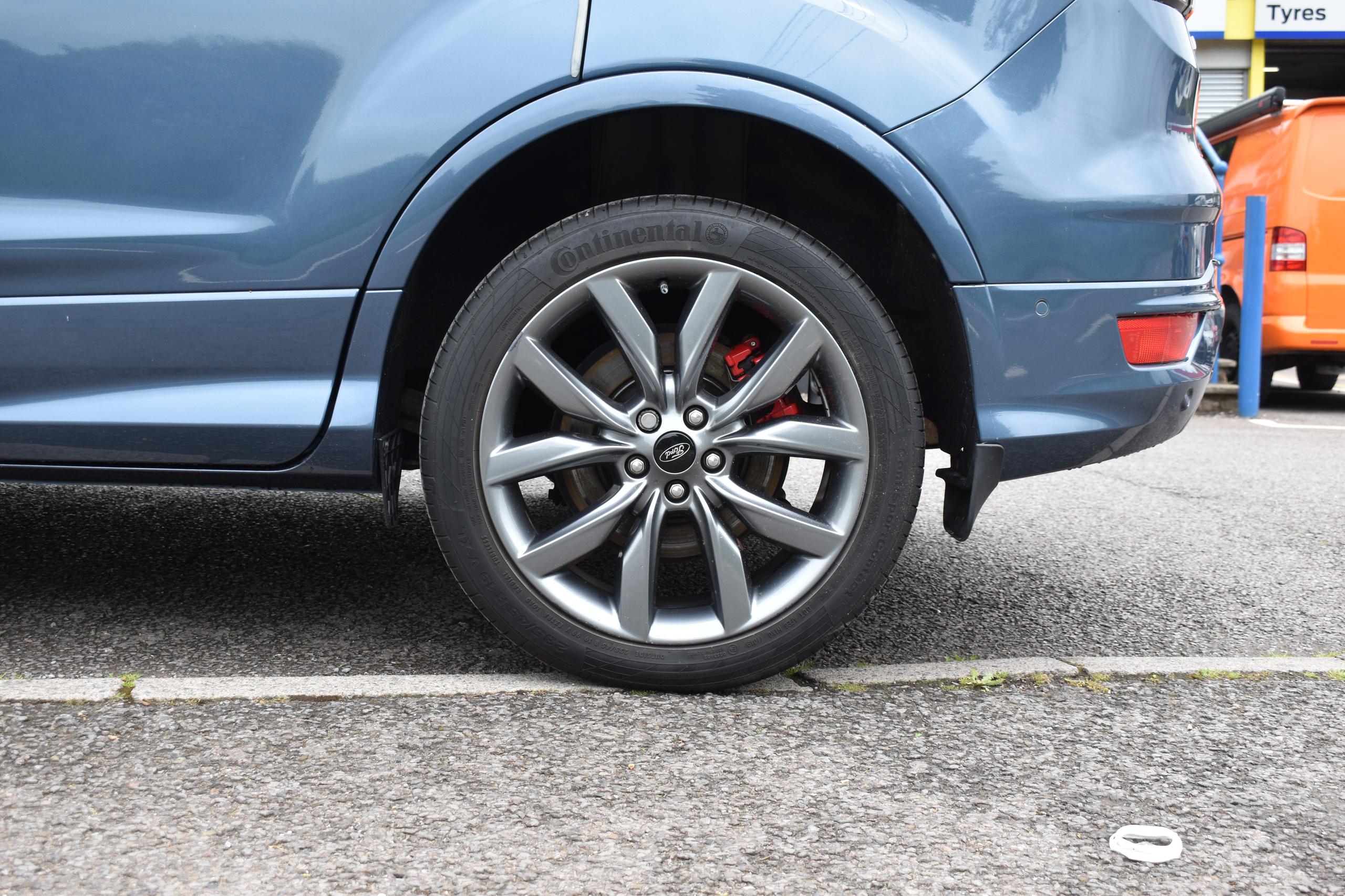 Used Ford KUGA VX19LBG 18