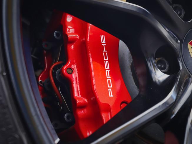 PORSCHE 718 Cayman Photo 13