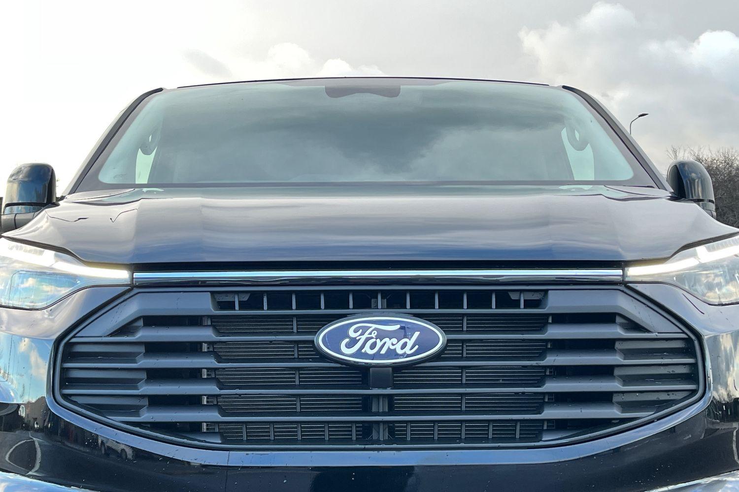 Ford TRANSIT CUSTOM Photo 27