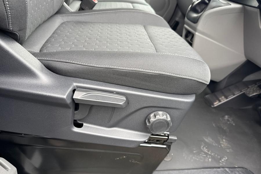 Ford TRANSIT CUSTOM Photo 6e8c4fa4-7433-4345-b064-d807f8a3b1ab.jpg