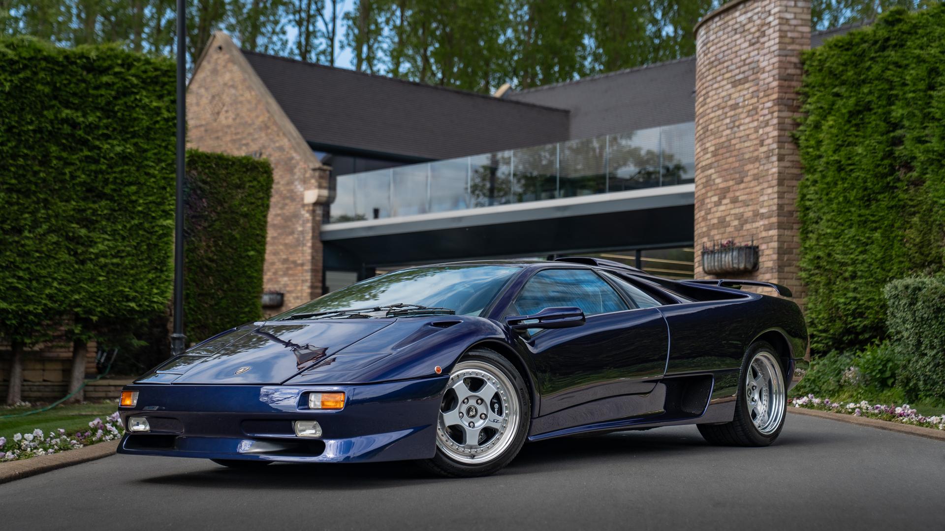 LAMBORGHINI Diablo Photo 6eb202bf-3409-4289-a15b-cc4509bba3a0.jpg