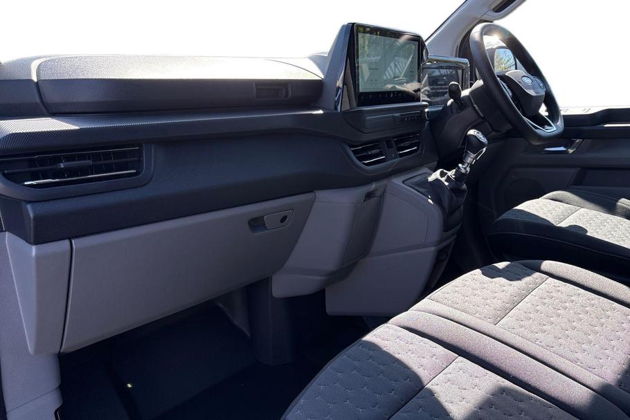 Used Ford TRANSIT CUSTOM CUSTOM37 4
