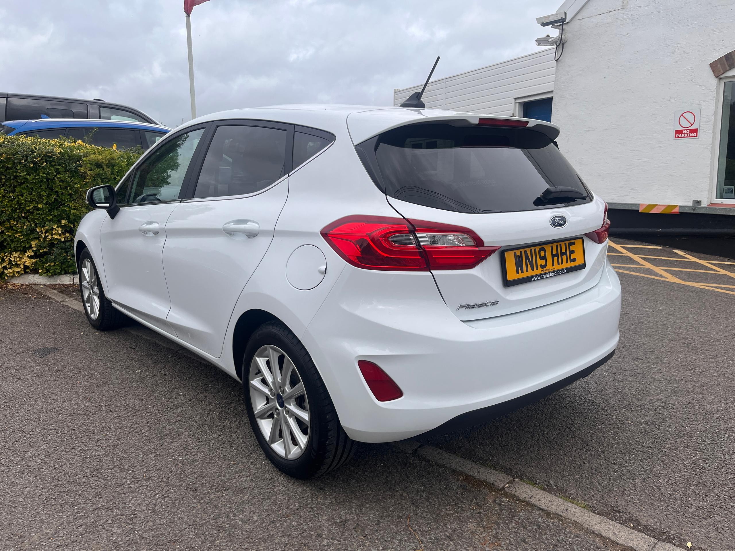 Used Ford FIESTA WN19HHE 17