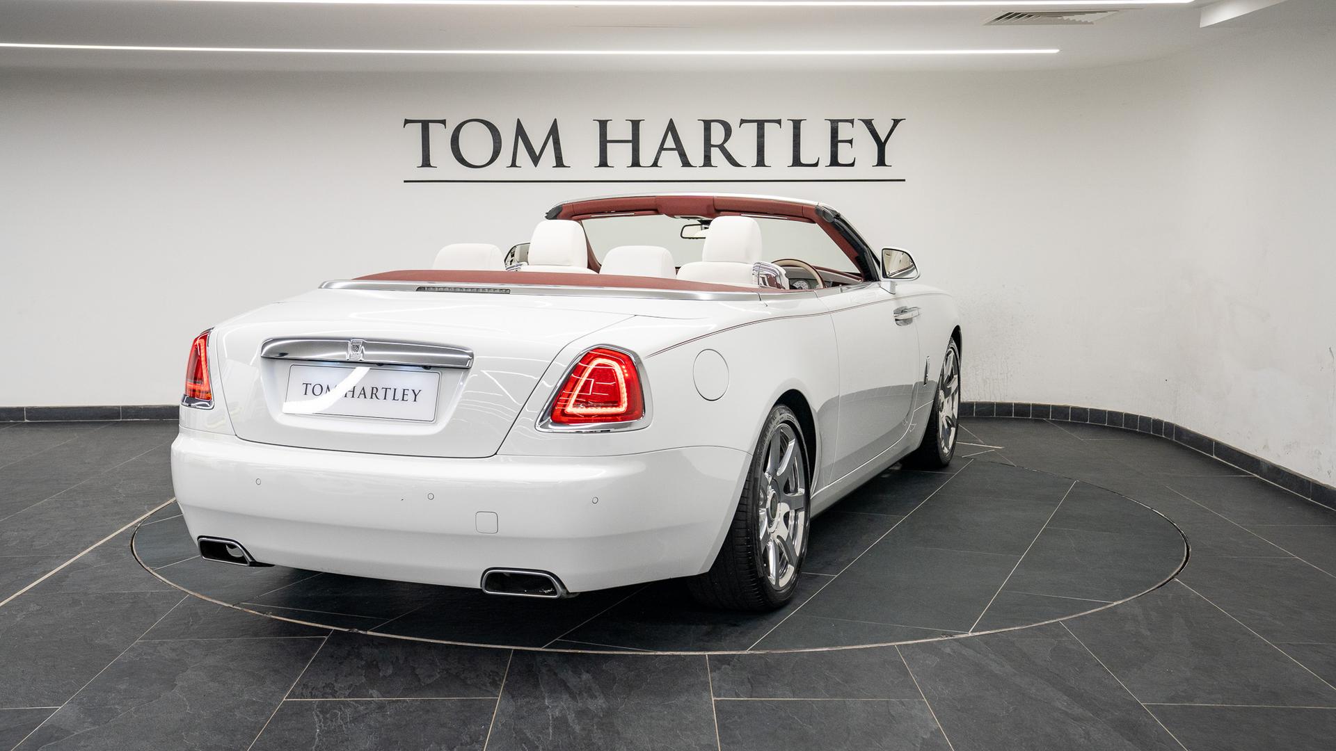 Rolls-Royce Dawn Photo 6eb65190-d573-41b9-b010-046c8f9b05ef.jpg