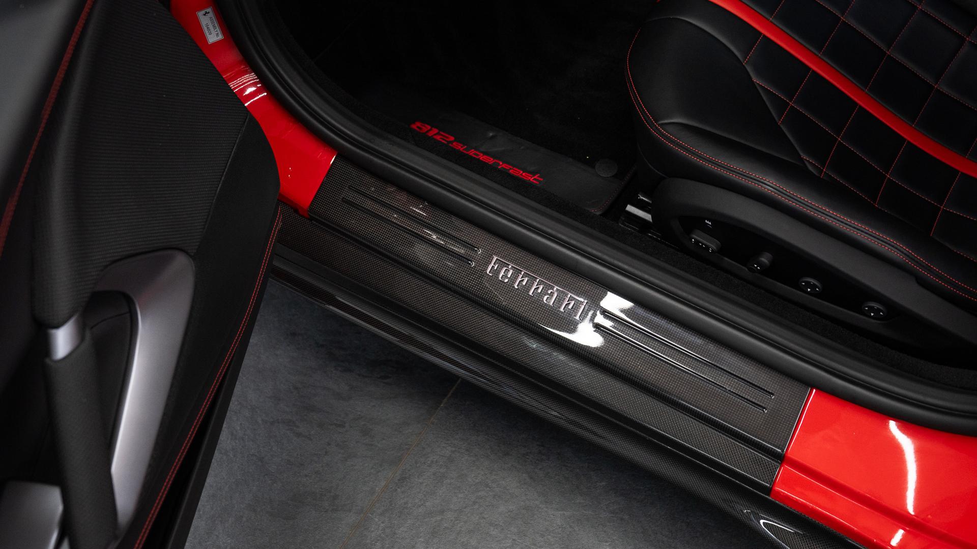 Ferrari 812 Superfast Photo 6ec80e73-76c5-4538-982f-f13053b74ec1.jpg