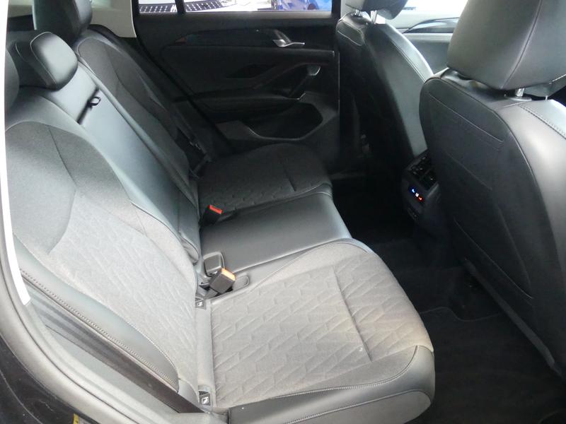Volkswagen Tiguan Photo 6ed69682-6a24-4ef9-9908-9170b5bbe5c2.jpg