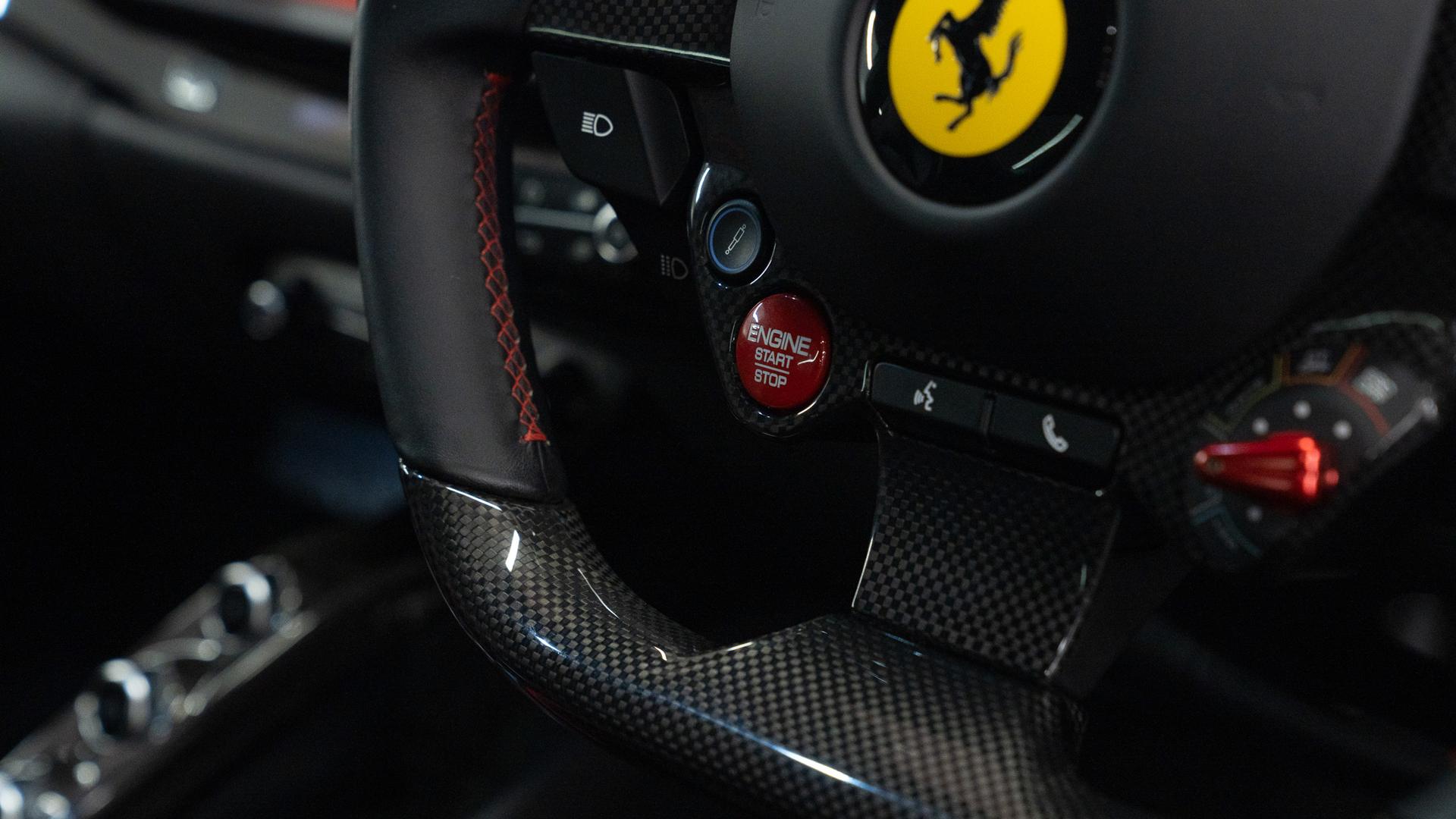Ferrari 812 Photo 6ee00dae-8e2a-4884-8fee-0a5e74a079f5.jpg