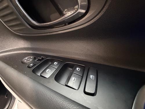 Hyundai i20 Photo 6f02b8a3-8ab9-4214-ac05-2564ebd04bab.jpeg