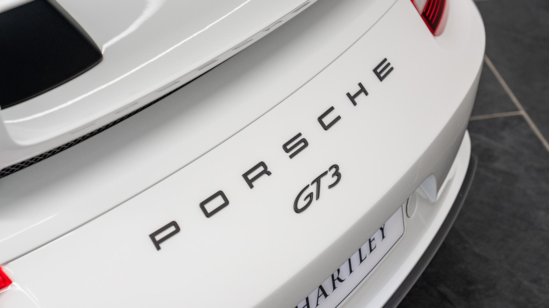 Porsche GT3 Clubsport Photo 6f397c74-b023-4096-aa3b-084f81c06893.jpg