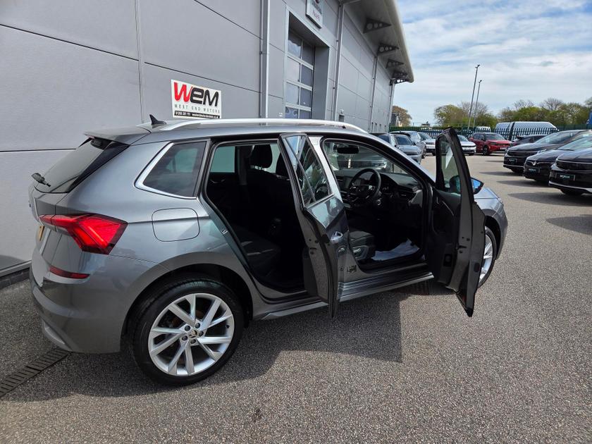 Skoda Kamiq Photo 6f397fae-6378-4383-89a3-5d5579fe67d3.jpg