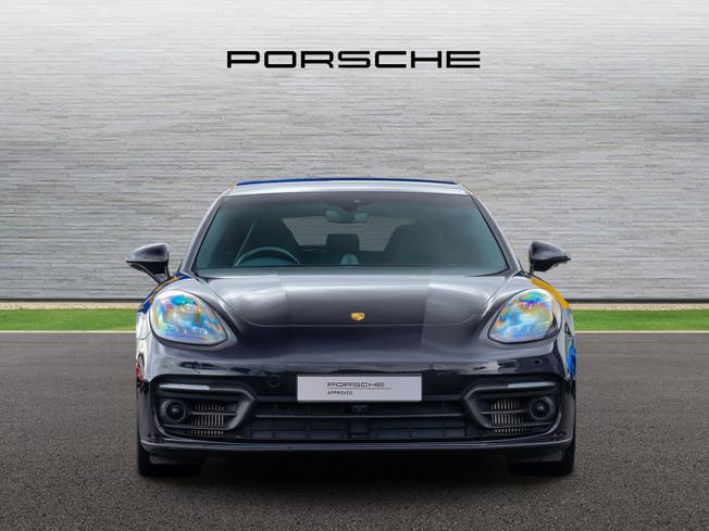PORSCHE Panamera Photo 6