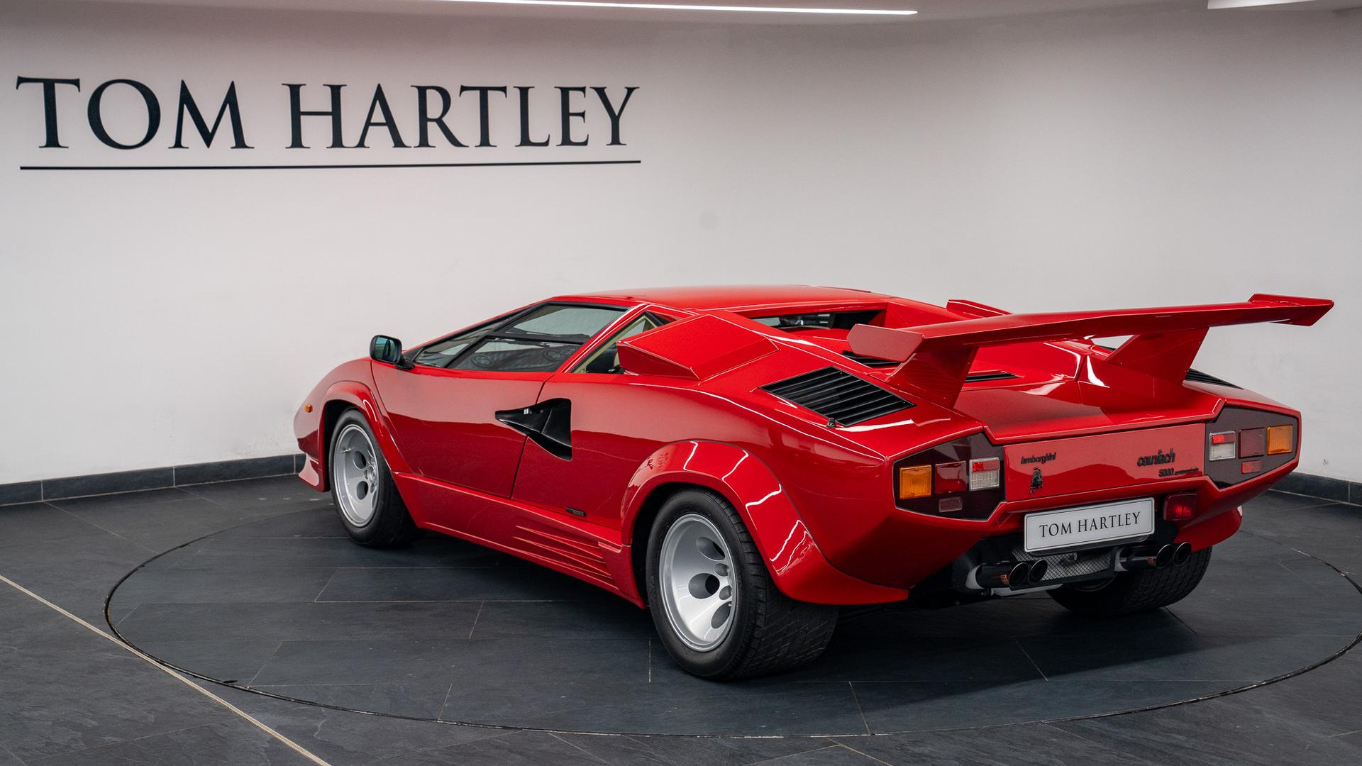 LAMBORGHINI Countach Photo 6f418c42-a991-45c8-b219-3fdd674bf73c.jpg