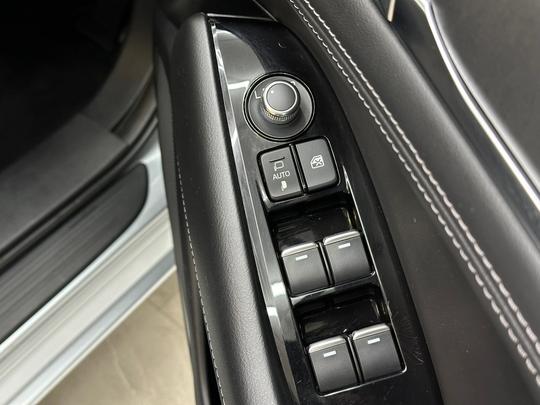 Mazda 6 Photo 6f4d4e0e-0fe6-4ddc-9fb2-b731099c5507.jpg