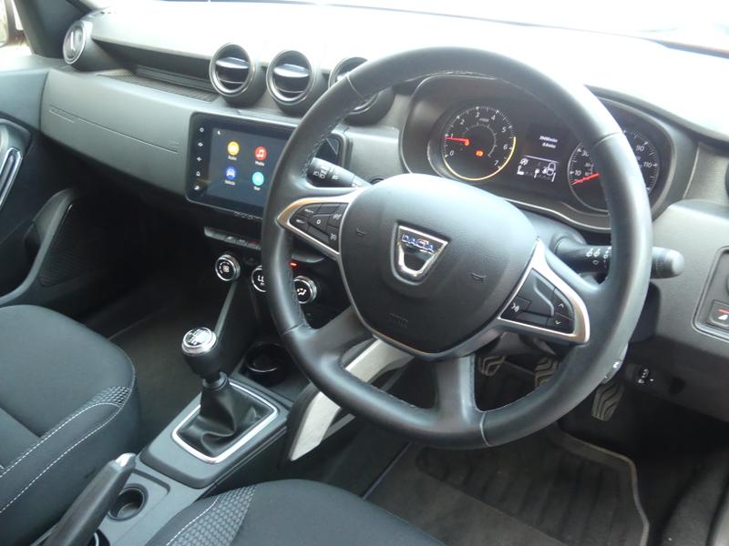 Dacia Duster Photo 6f530dbd-0654-43cc-8462-2b00d9a072b6.jpg
