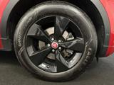 Jaguar E-PACE Photo 10