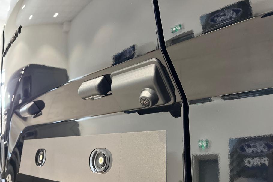 Used Ford TRANSIT CUSTOM NEWCUSTOM19 17