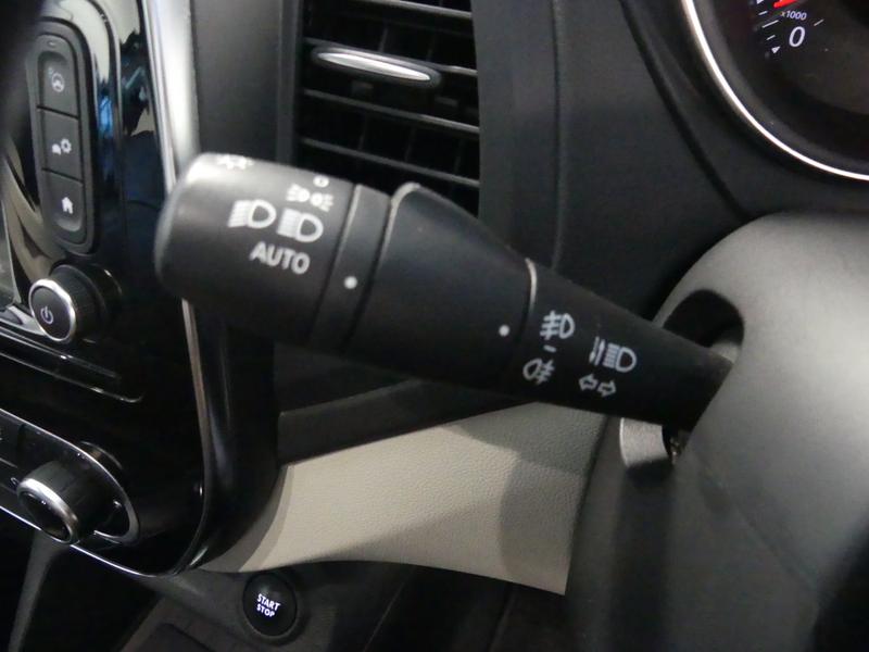 Renault Captur Photo 6f567013-14b4-451e-bbf1-8448314a5434.jpg