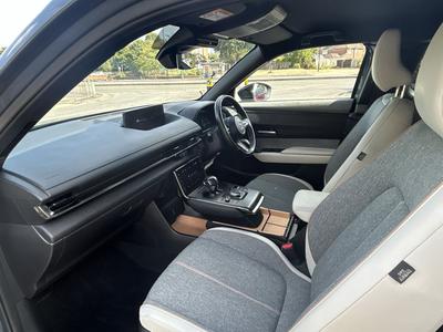 Mazda MX-30 Photo 14