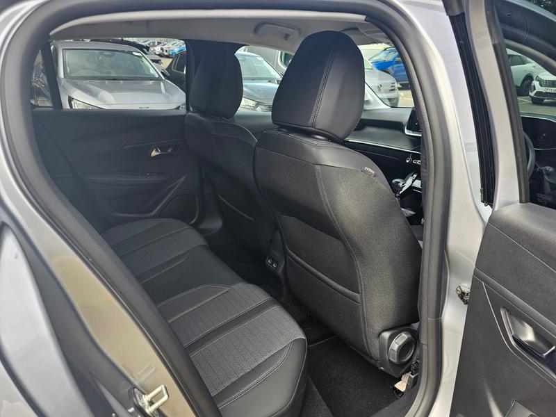 2023 73 PEUGEOT 208