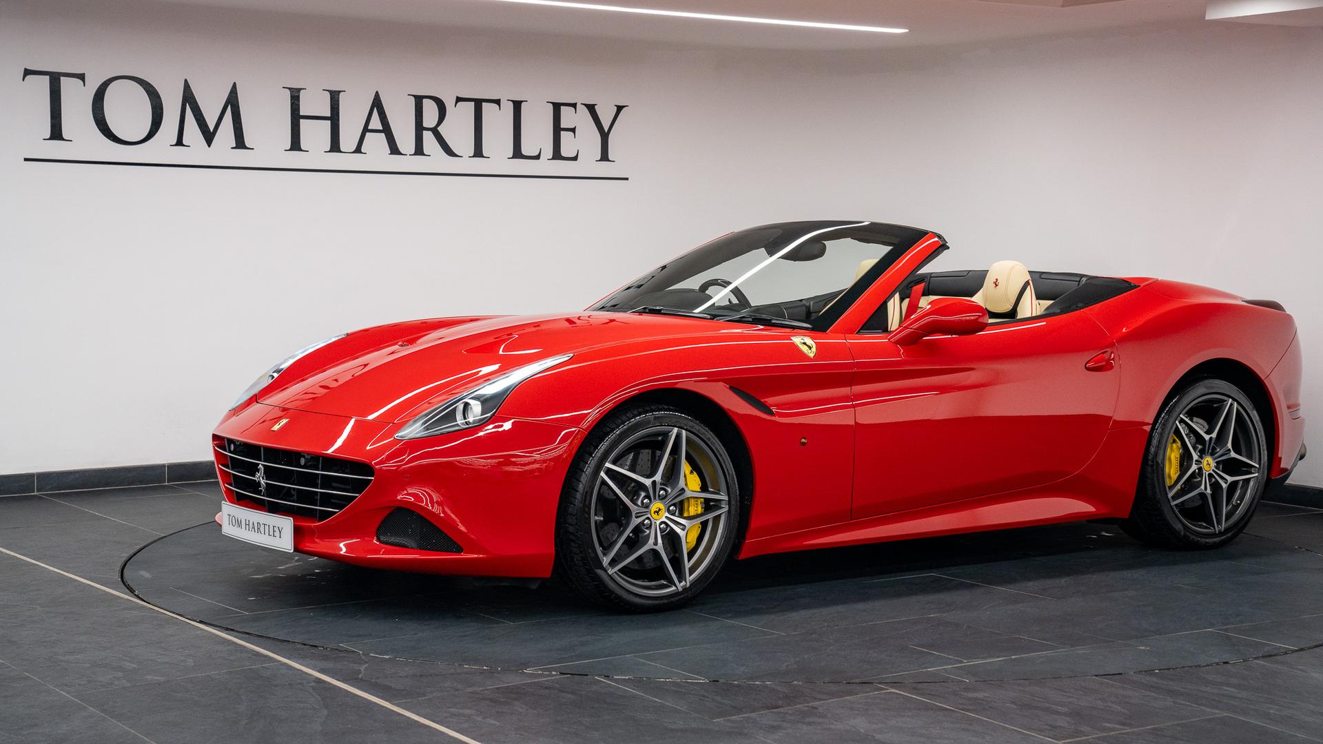 Ferrari California Photo 6f78e083-0b76-4e5d-924f-591945fd98b2.jpg